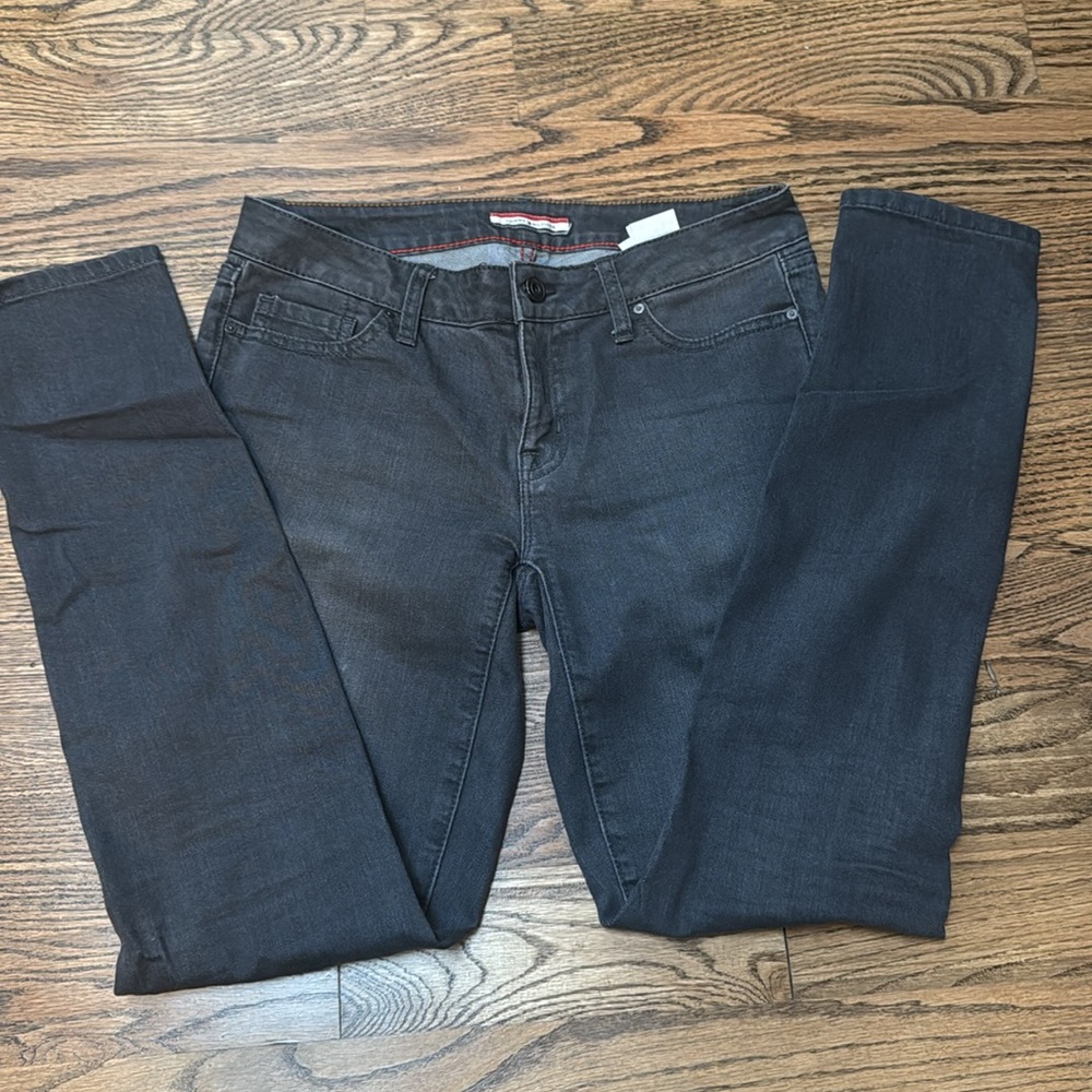 Tommy Hilfiger grey skinny jeans size 2